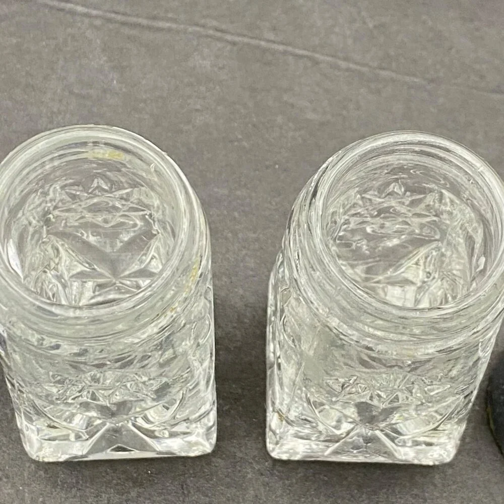 Vintage Crystal‎ Salt & Pepper Shakers With Chrome Tops Starburst Pattern MCM